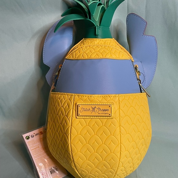 SOLD - Stitch Shoppe by Loungefly x Disney Stitch Pineapple Crossbody with Pin - Picture 3 of 6